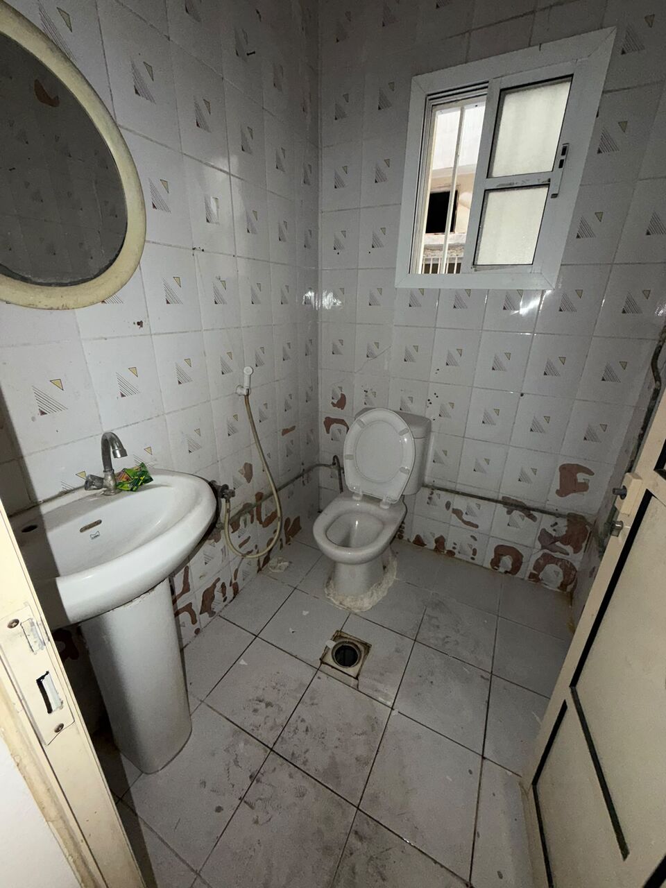 Kabul, Apartments, Flats, Houses & Villas, AFN 100/year,  100 Sq. Meter,  للإيجار شقة في وسط سوق المنامة