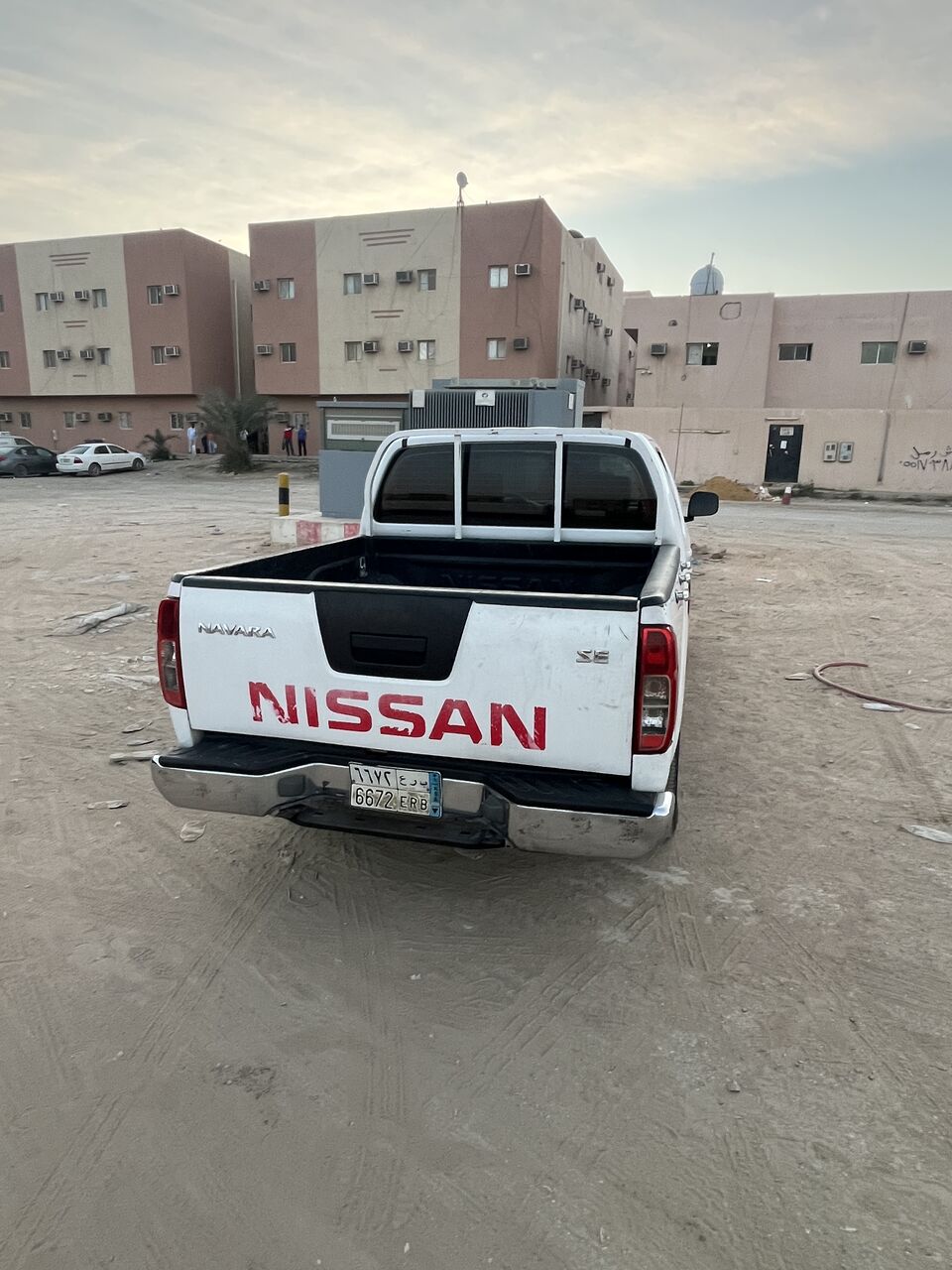 Riyadh, Vehicles, Cars & Trucks , SAR 30000,  Nissan Navara,  2014,  Manual,  377 KM,  Pick Up Car