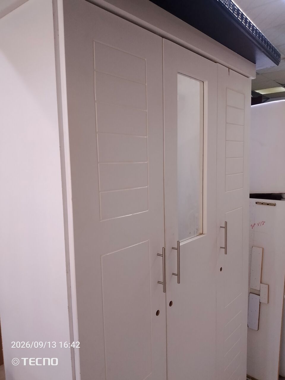Jubail, Furniture, SAR 800,  Four Door Cupboard For Sell 400 SR/Three Door Cupboard 400 Sar Price Slightly Negotiate