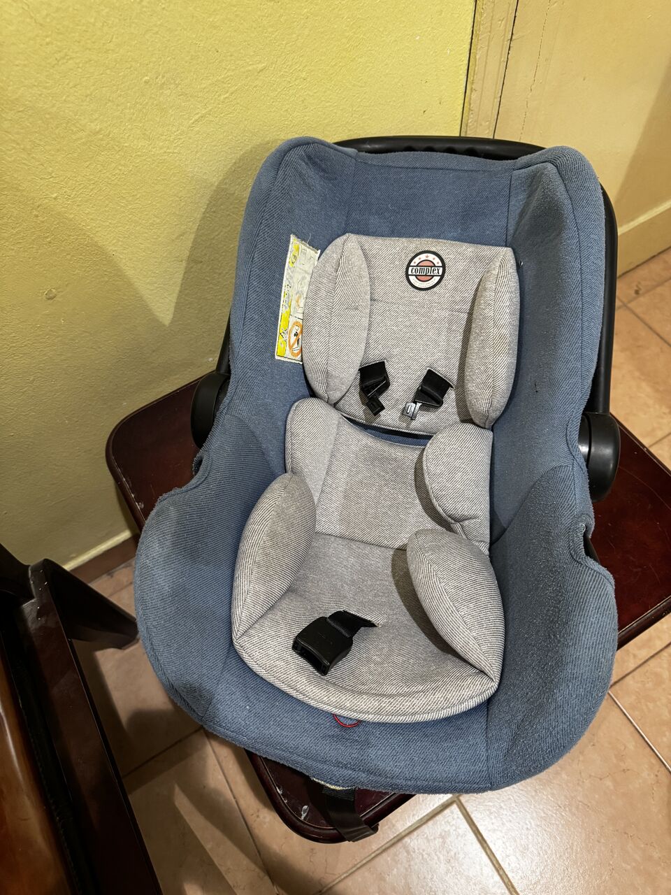 Al Khalidiyah, Baby & Kid Stuff, SAR 200,  Baby Car Seat And Baby Cord/Carrier