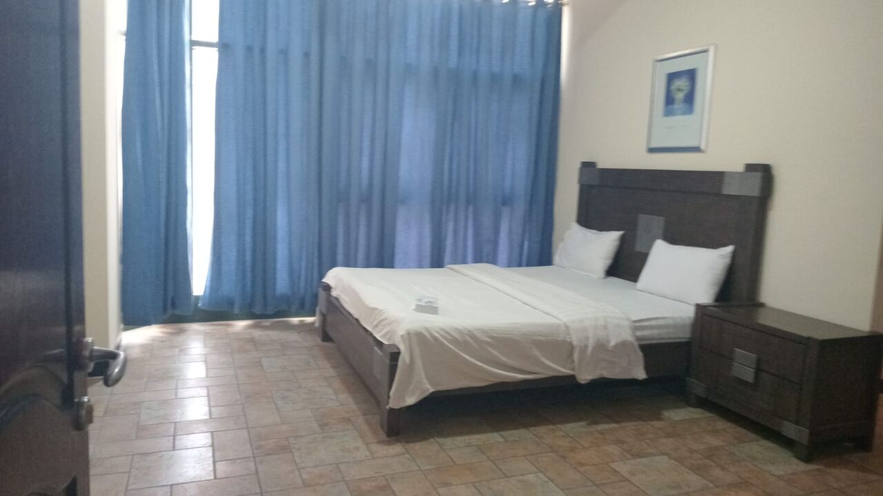 Juffair, Apartments, Flats, Houses & Villas, BHD 350/month,  Furnished,  3 BR,  Spacious , With Balcony, Near Juffair Mall