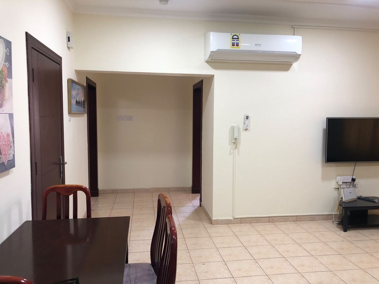 Juffair, Apartments, Flats, Houses & Villas, BHD 320/month,  Furnished,  2 BR,  Spacious , With 2 Balcony, Near Oasis Mall