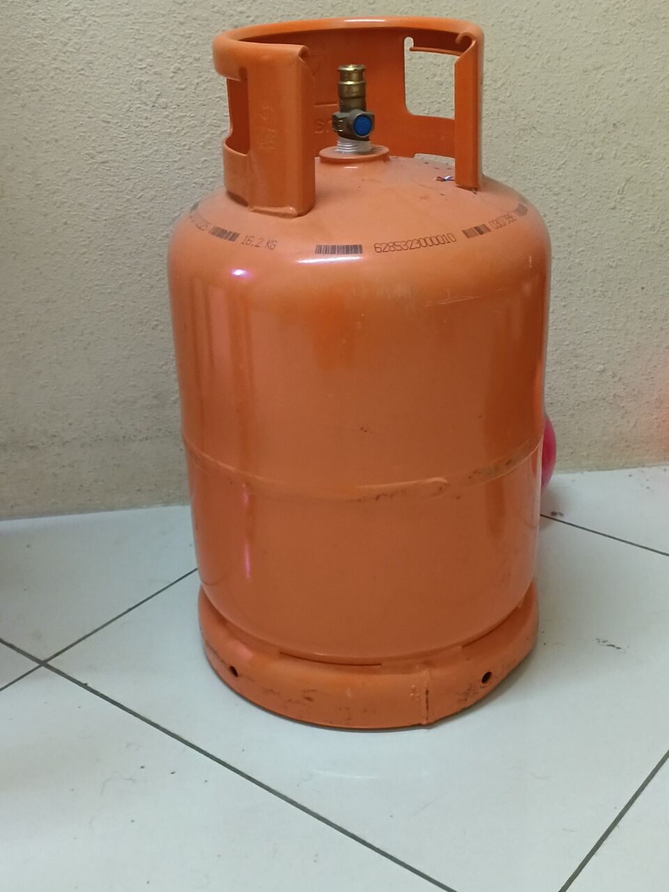 Khobar, Household Items, SAR 125,  Gas Cylinder / Sofa