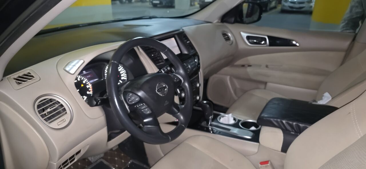 Riyadh, Vehicles, Cars & Trucks , SAR 29500,  Nissan Pathfinder,  2016,  Automatic,  237238 KM,    For Sale