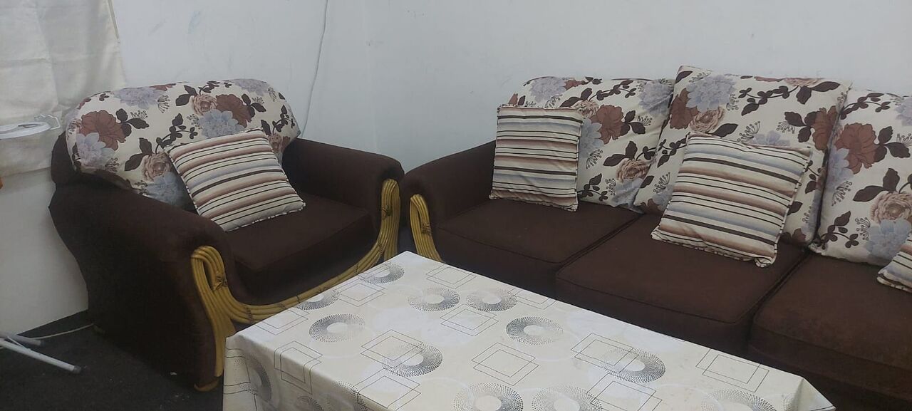 Jubail Industrial City, Furniture, SAR 350,  5 Seats Sofa Set With Table Free
