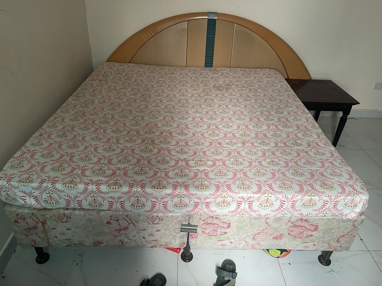 Manama, Furniture, BHD 10,  Bed With Matress