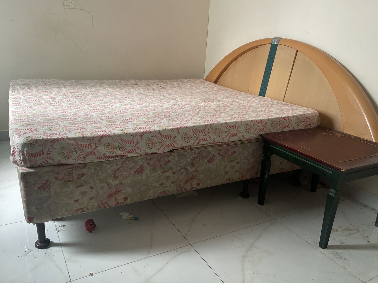 Manama, Furniture, BHD 10,  Bed With Matress