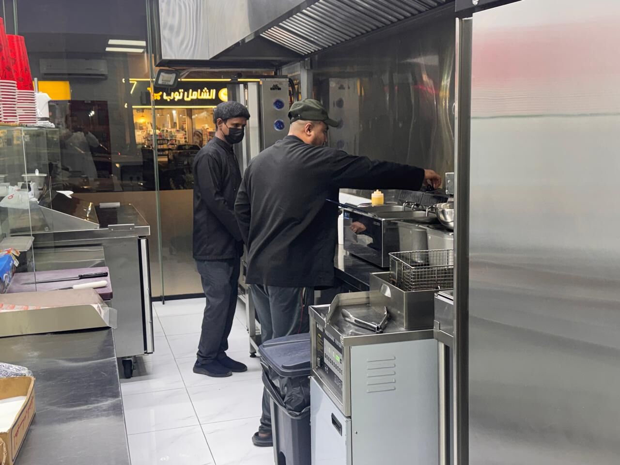 Dammam, Businesses For Sale, Shwarma & Broasted Restaurant For Sell