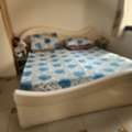 SAR 1000,  Bed Set