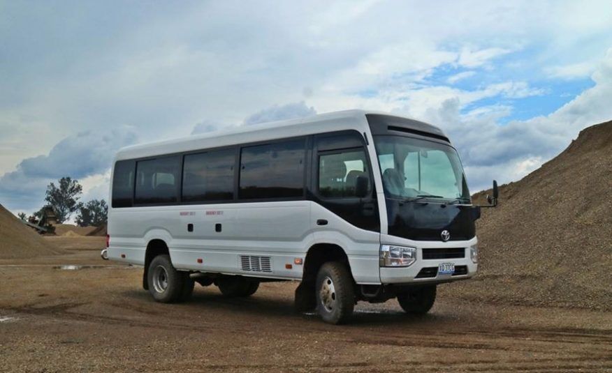 Riyadh, Pick Up & Drop Off, Coaster Buses 23,30 & Haice Bus 14 Seater Available For Rent