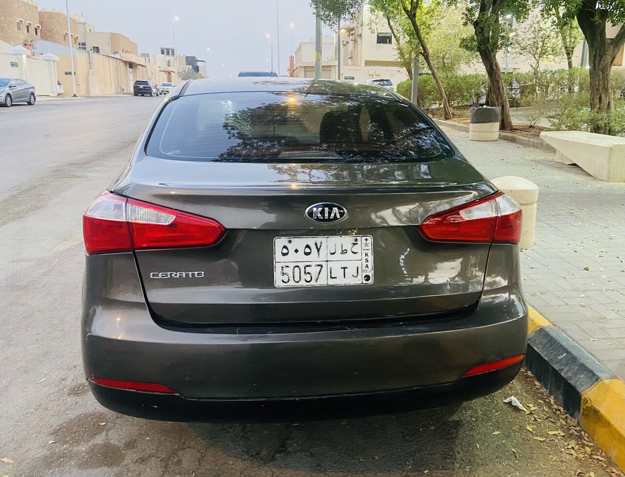 Riyadh, Vehicles, Cars & Trucks , SAR 19,  Kia Cerato. &  Kia Sportage,  2015,  Automatic,  240000 KM,  Kia Car For Sale