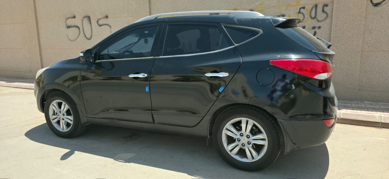 Al Yarmouk, Vehicles, Cars & Trucks , SAR 28000,  Hyundai Tucson,  2013,  Automatic,  236000 KM,  SAR 28000, , , , , &ndash; For Sale - Yarmouk, Riyadh