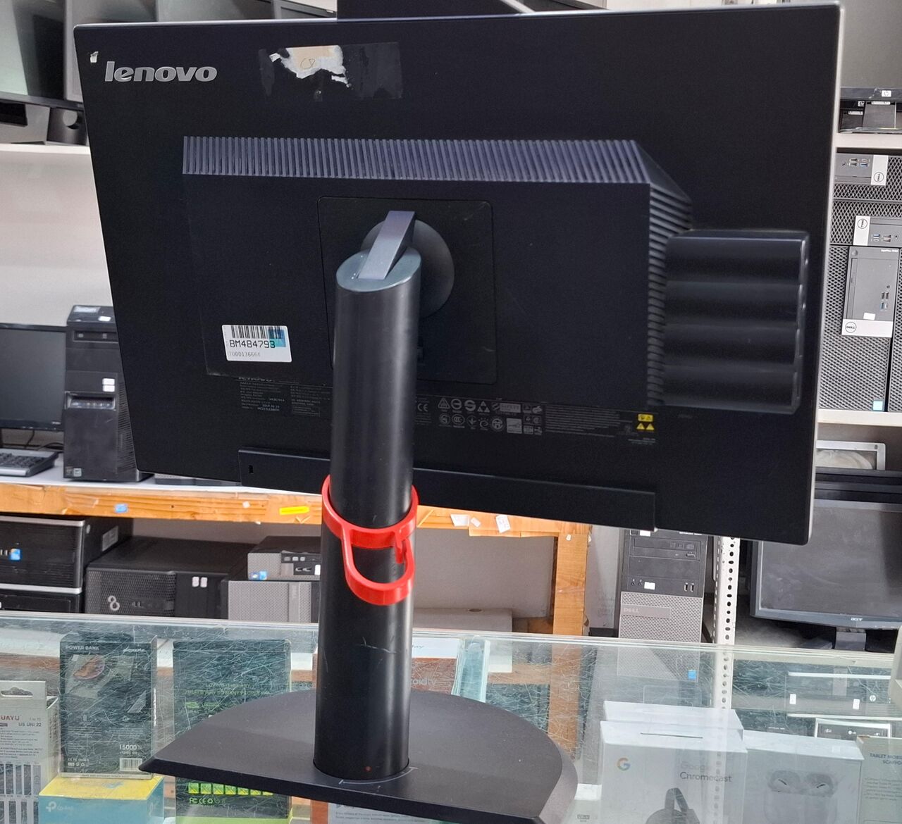 Isa Town, Computers, BHD 18,  Lenovo 22" Full HD Monitor Multimedia 360*Rotatable In-built Webcam, Speakers & Microphone