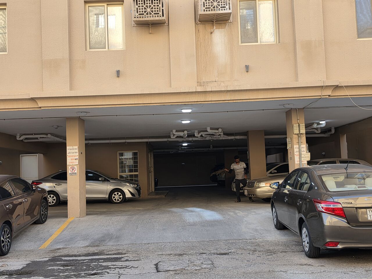 Khobar, Apartments, Flats, Houses & Villas, SAR 1400/month,  Furnished,  1 BR,  Room With Car Parking, Attached Bathroom, Laundry