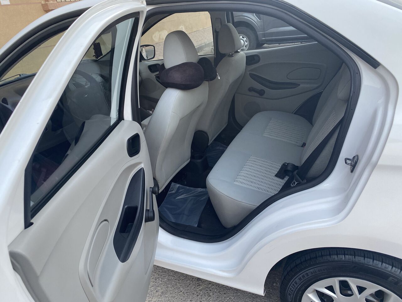 Dammam, Vehicles, Cars & Trucks , SAR 21000,  Ford Ka,  2016,  Automatic,  101346 KM,  Ford Figo Car For Sale