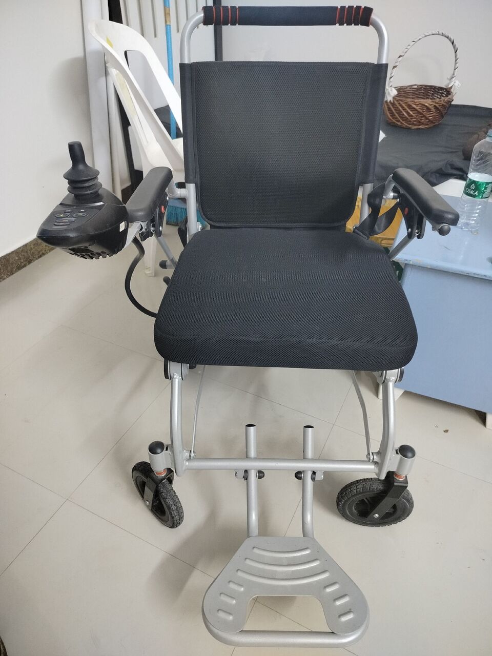 Al Mounsiyah, Appliances, SAR 2000,  Smart Relax Electric Wheelchair