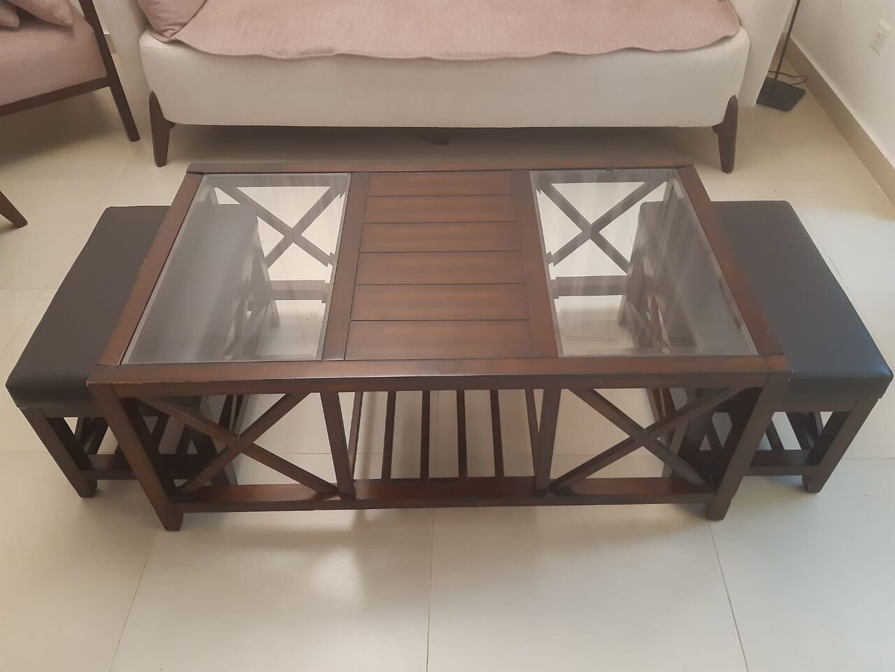 Al Khalidyia, Furniture, SAR 3200,  LIKE NEW Living Room Sofa Set + Coffee Table &ndash; SAR 3,200