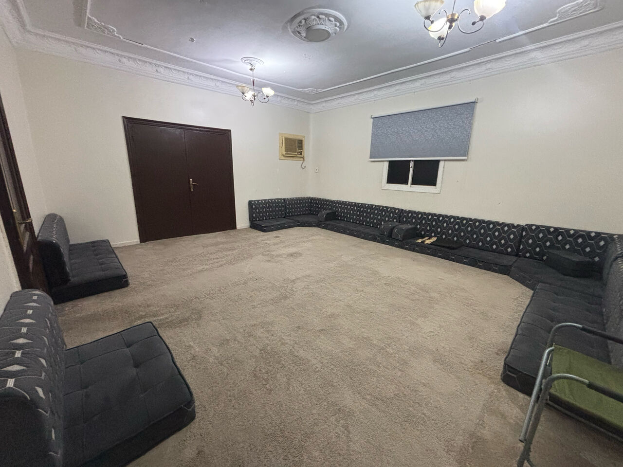 Jeddah, Rooms for Rent, SAR 1100/month,  Room Available For Small Family / Executive Bachelor
