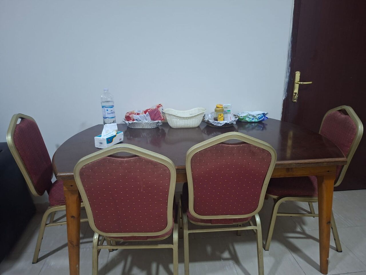 Al Khobar Al Shamalia, Household Items, SAR 3000,  Ac,washing Machine,dinning,dressing Table,cot,mattress,wordrope6doors,3doors,sofa,self,