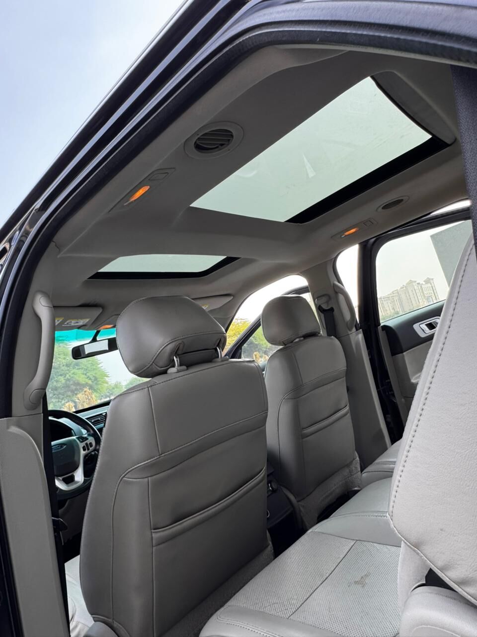 Riyadh, Vehicles, Cars & Trucks , SAR 36000,  Ford Explorer,  2013,  Automatic,  381500 KM,   XLT  - 4x4 - SUV