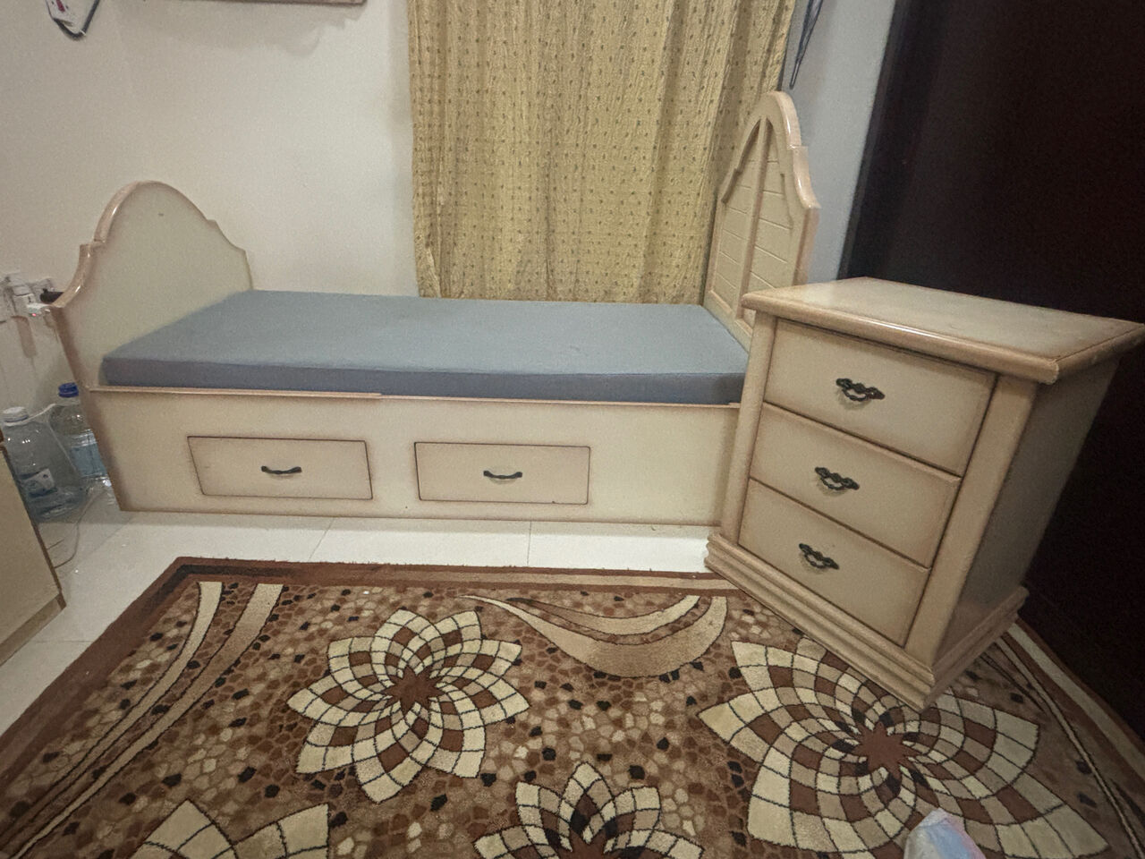 Hoora, Furniture, BHD 10,  Single Bed With Mattress & 3-Drawer Table &ndash; Good Condition