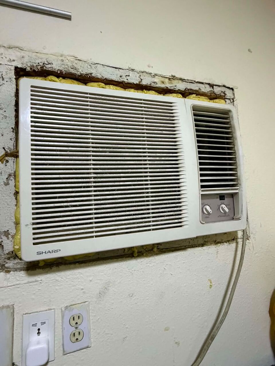 Khobar, Air Conditioners, SAR 300,  We Buy Scrap Air Conditions - 300