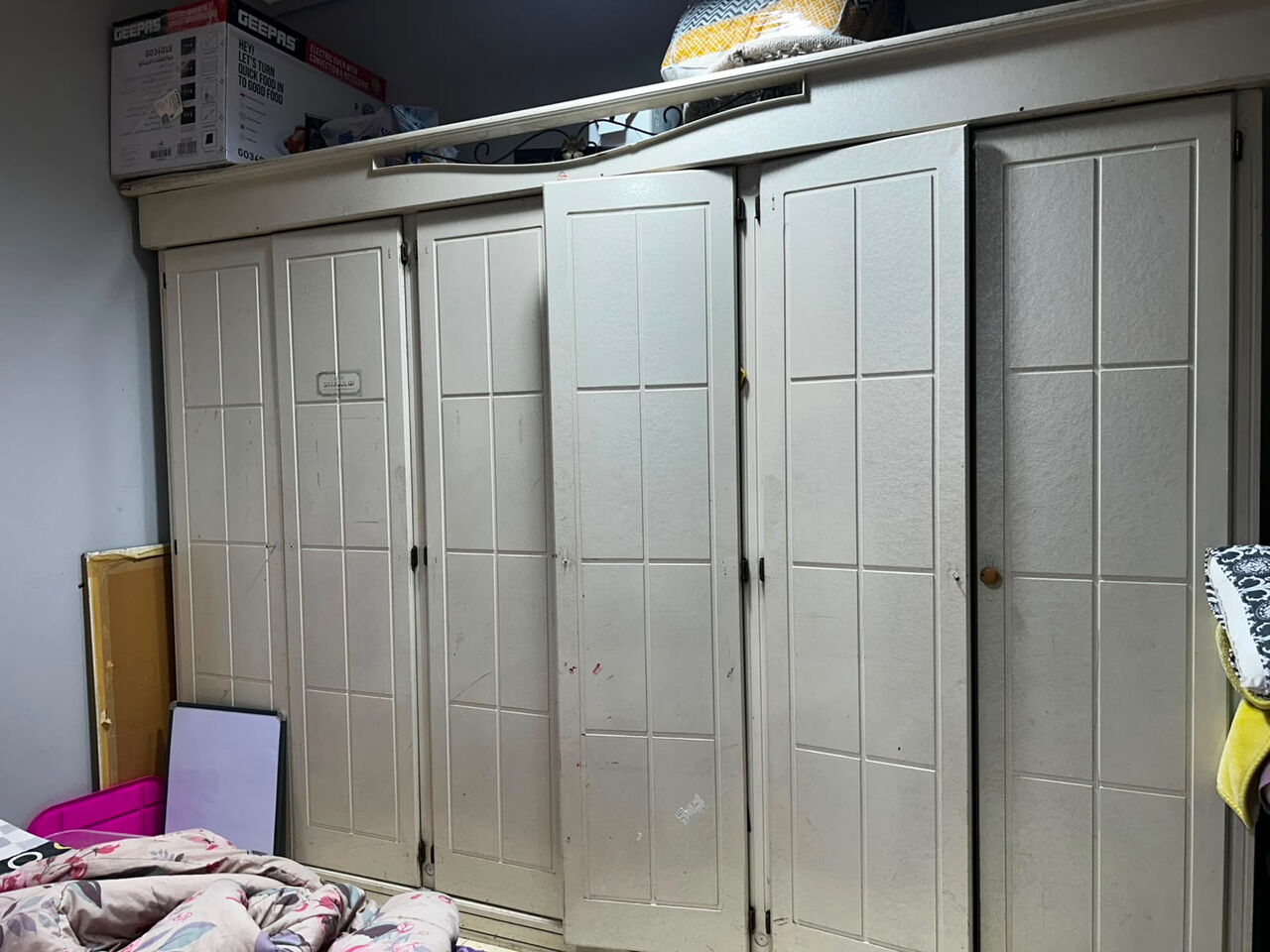 Riyadh, Furniture, SAR 300,  Household Furniture For Sell In AlMalaz - 0506119448