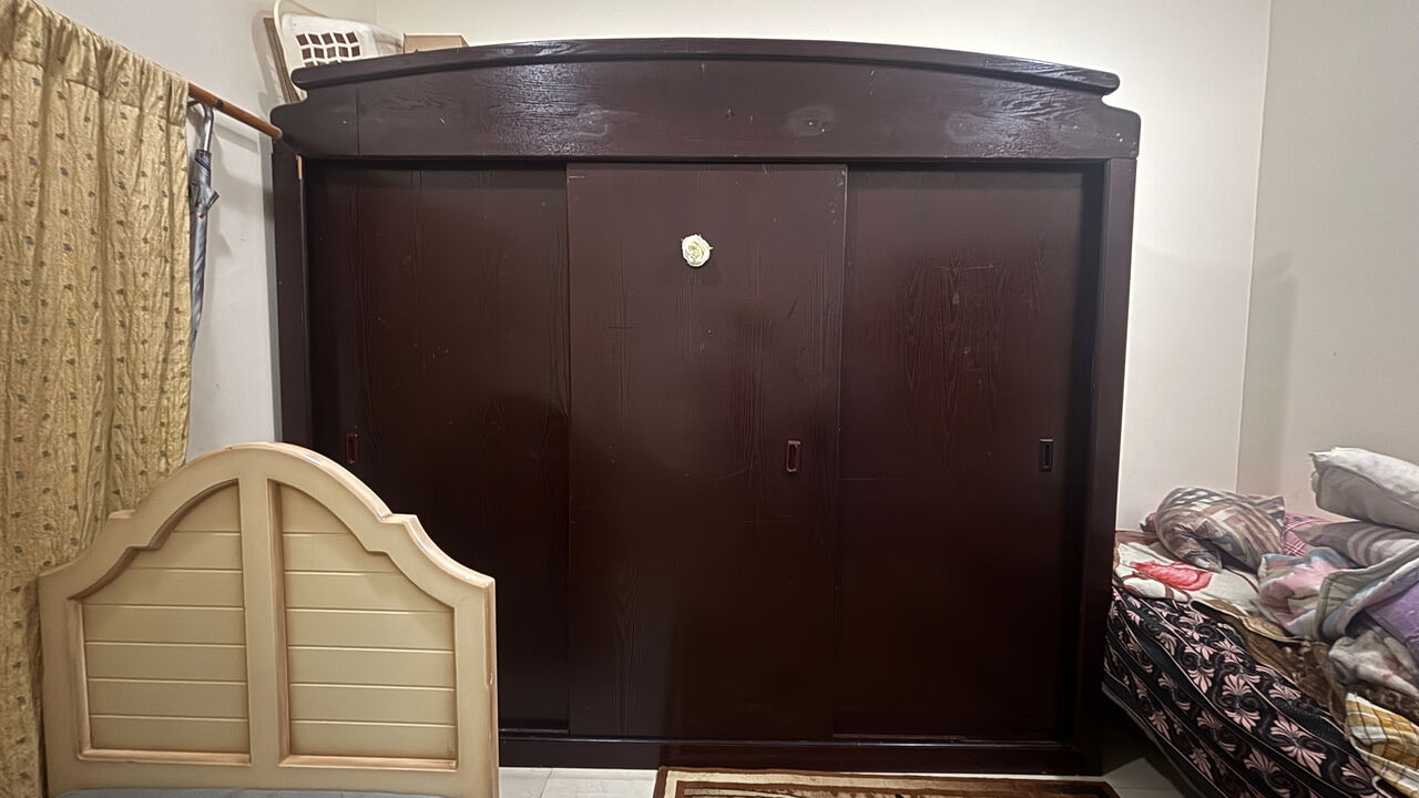 Hoora, Furniture, BHD 15,  Large 3-Door Cupboard For Sale &ndash; Only 15 BHD!