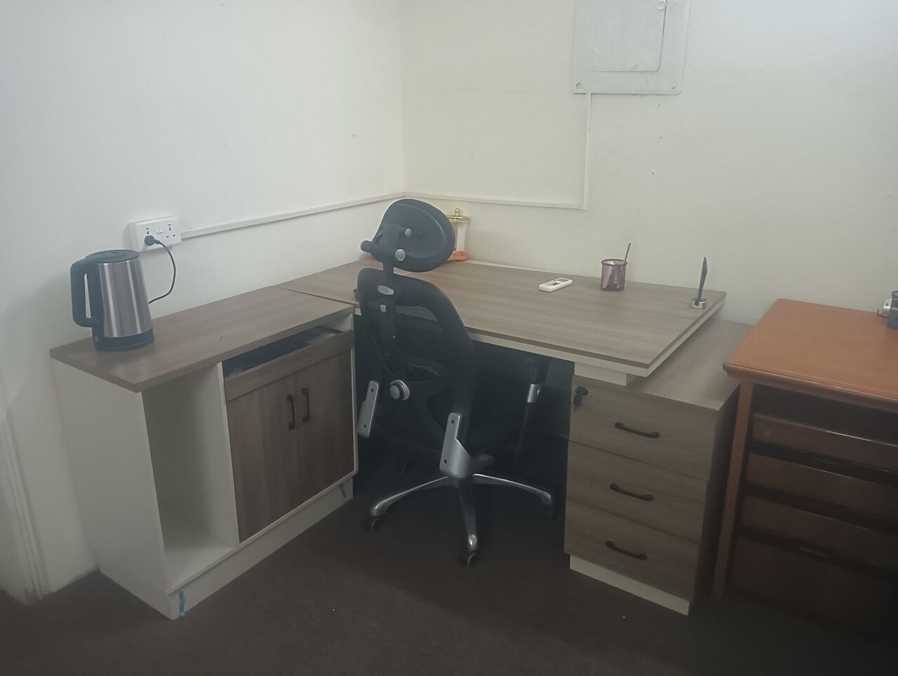 Jubail, Furniture, SR 1000,  Office Furnitures For Sale