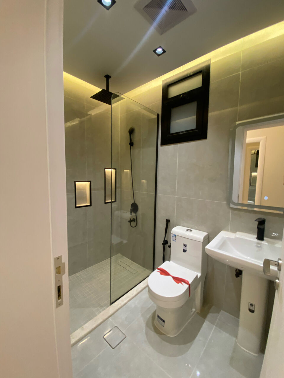 Madinah, Real Estate For Sale, 610000,  2 BR,  Apartment For Sale In Madinah Near Quba Mosque