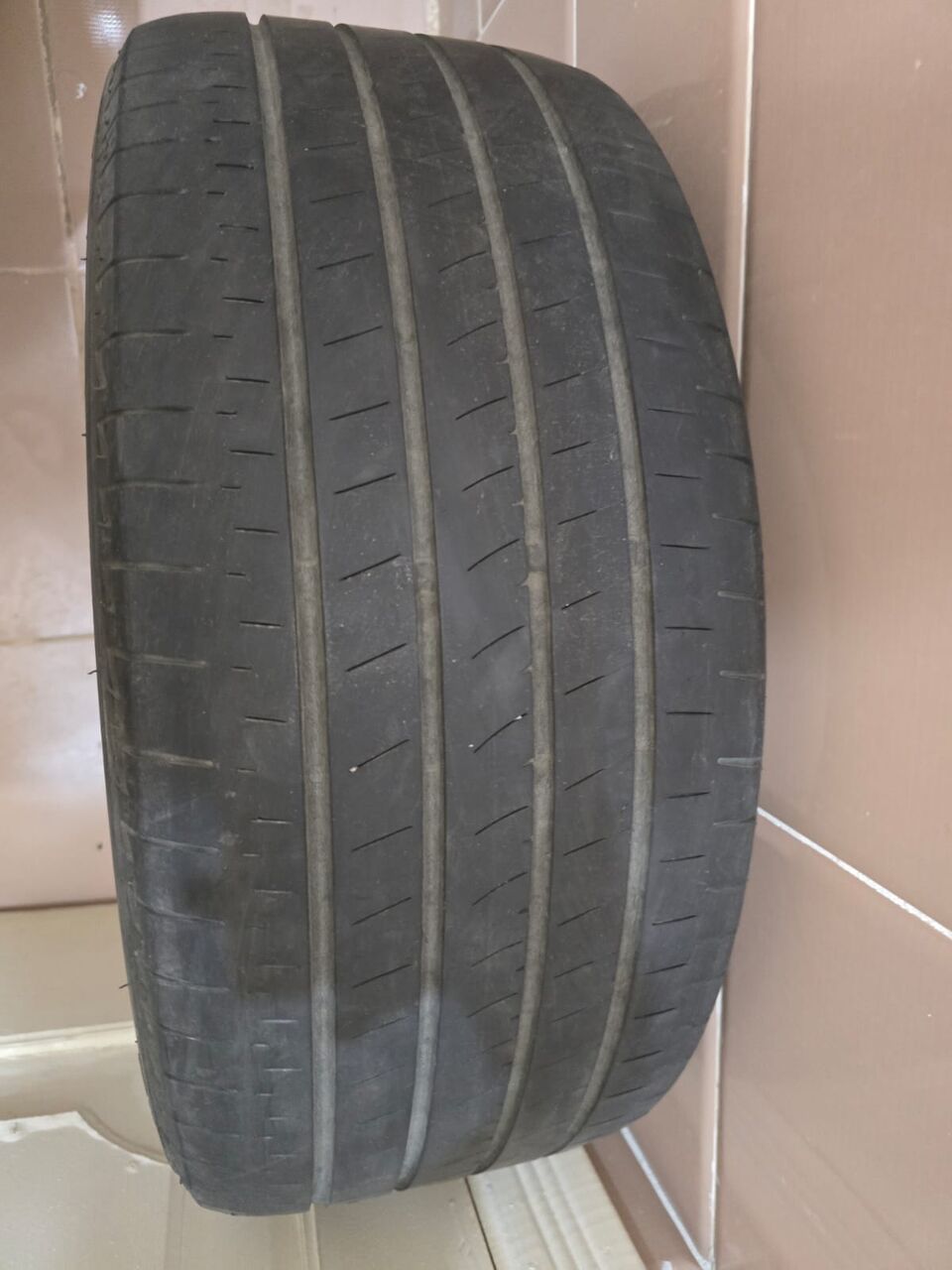 Al Aziziyah, Auto Parts, SAR 50,  Tyres 235/45/R18
