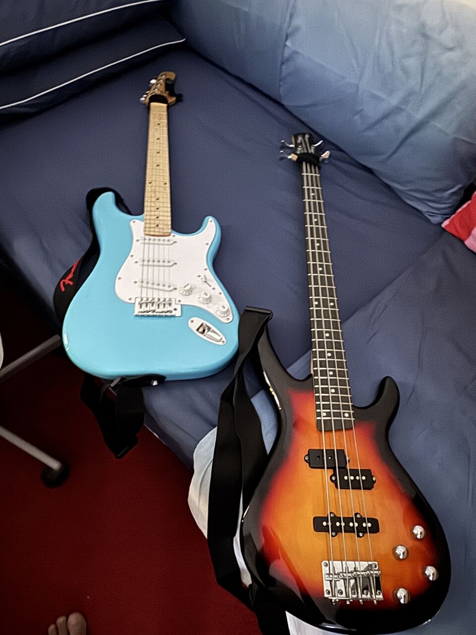 Al Malaz, Musical Instruments, SAR 700,  SINGER Guitar And JIDYOUS Bass Guitar Bundle