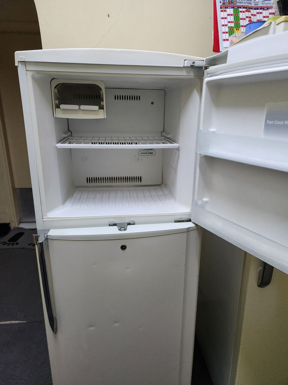Salmaniya, Appliances, BHD 25,  Double Door Refrigerator