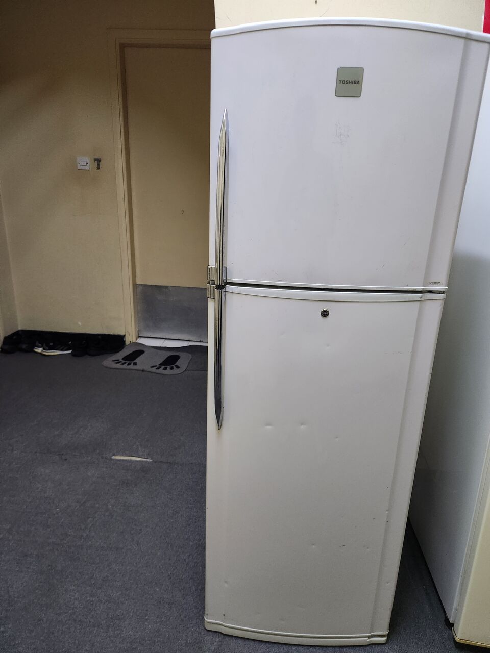 Salmaniya, Appliances, BHD 25,  Double Door Refrigerator