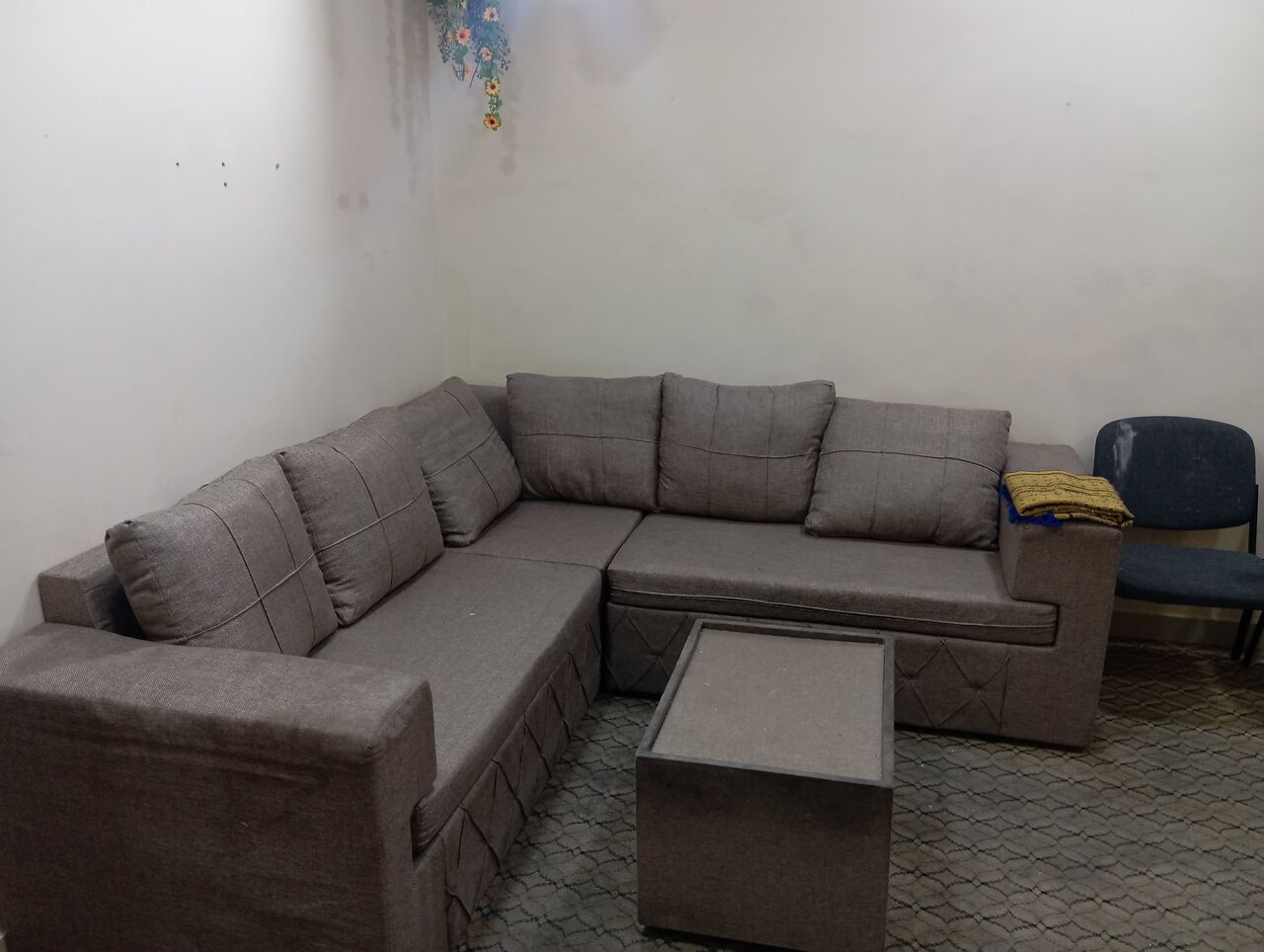 Hidd, Furniture, BHD 30,  King Size Bed & Mattress Like A New Condition Available For Sale.