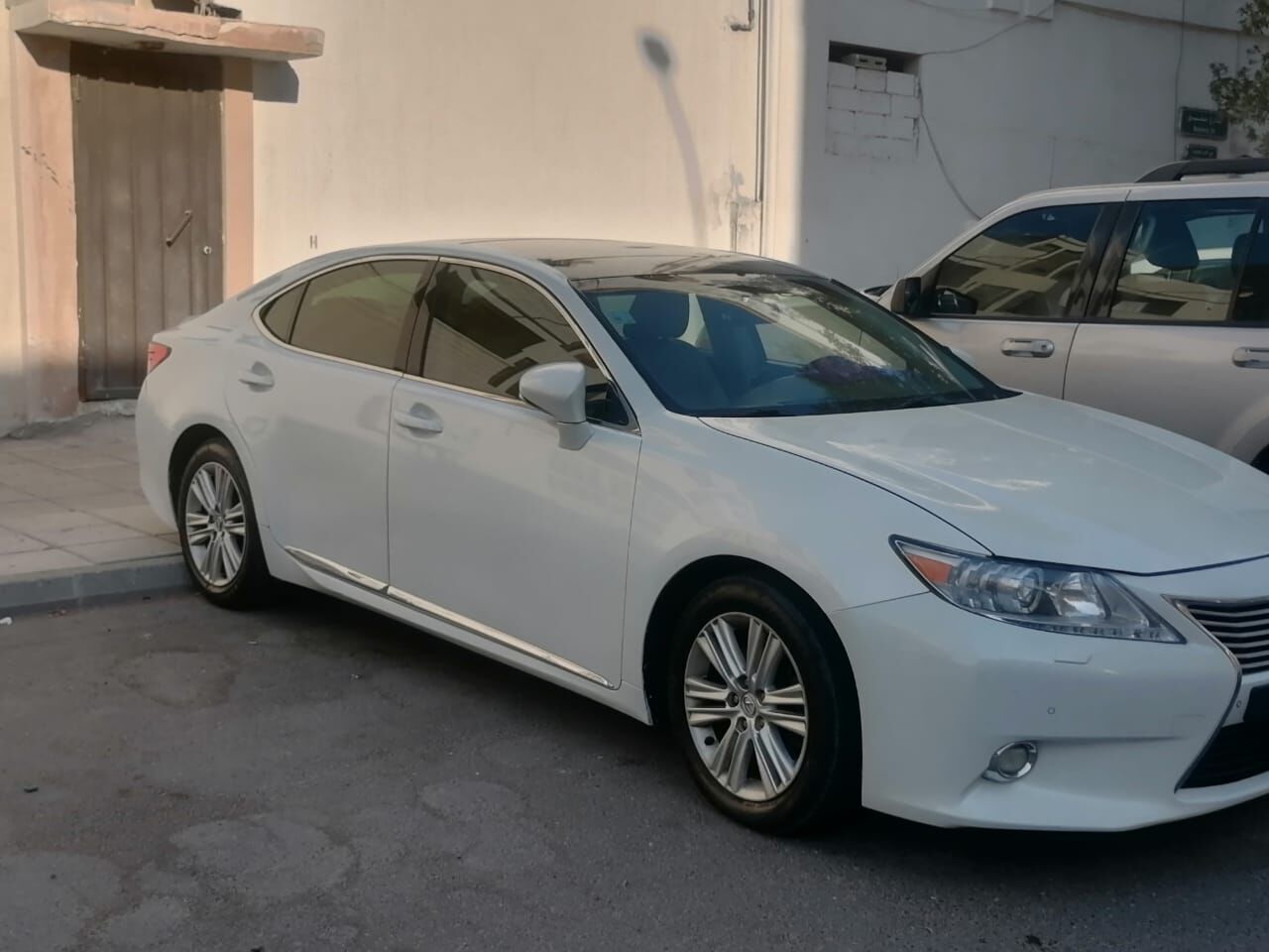 Al Thuqbah, Vehicles, Cars & Trucks , SAR 1,  Lexus ES 350,  2015,  Automatic,  240293 KM,