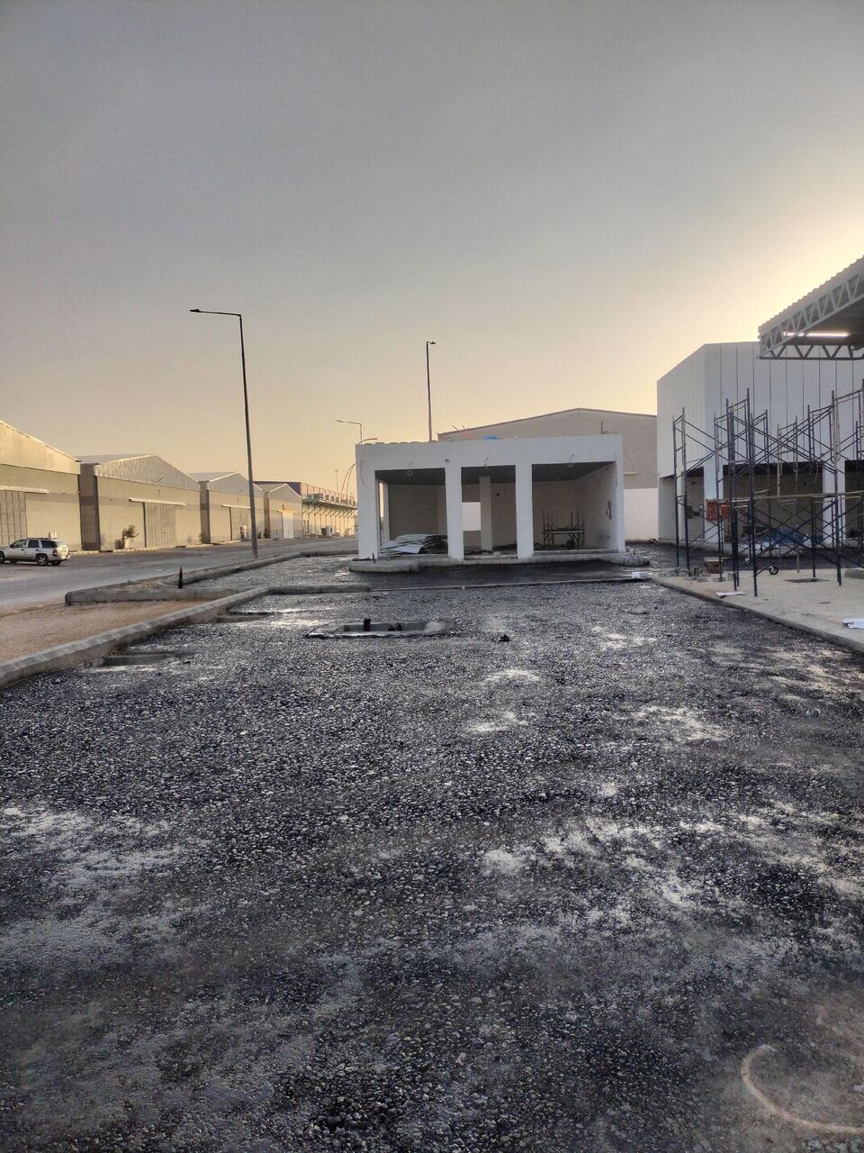 Riyadh, Construction, For Any Kind Of Compaction Asphalt Concrete Or Others Constructions Contact Us.
