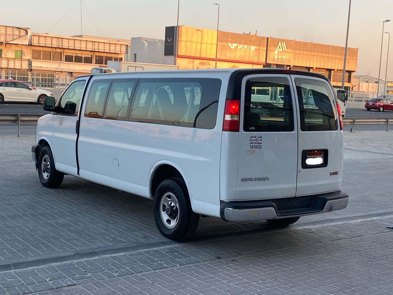 Manama, Vehicles, Cars & Trucks , BHD 6250,  GMC Savana,  2018,  Automatic,  188450 KM,    (White)