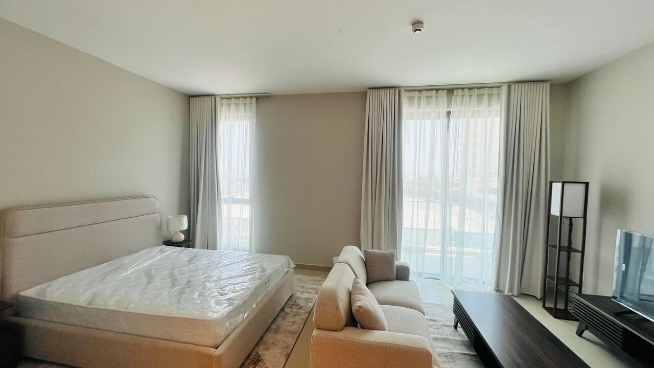 Manama, Apartments, Flats, Houses & Villas, BHD 350/month,  Furnished,  Studio,  Apartment For Rent In Marassi Residence