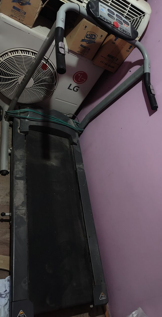 Hara, Health & Beauty Items, SAR 300,  Treadmill For Sale It