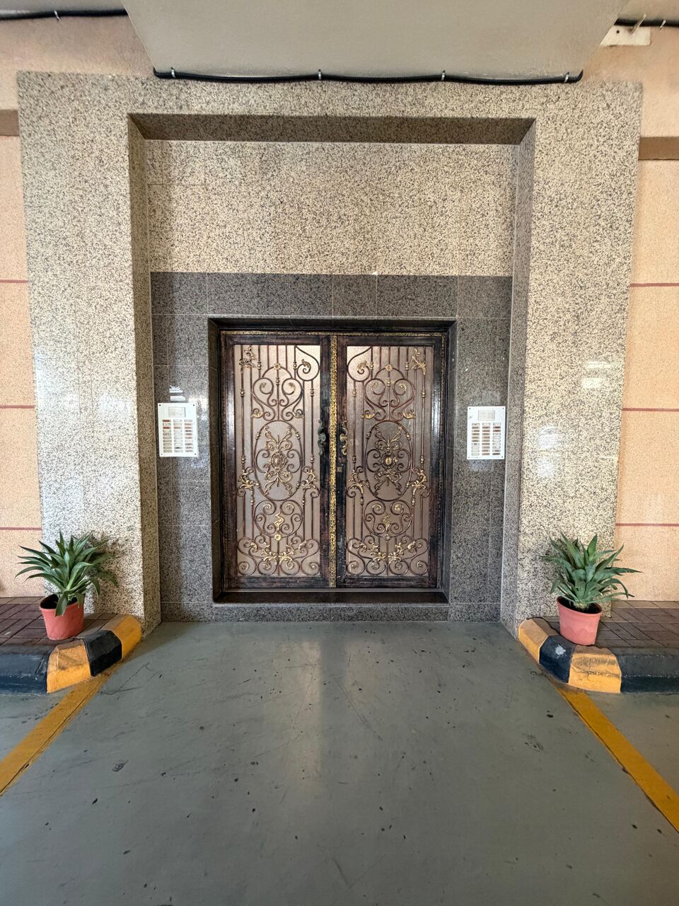 Khobar, Apartments, Flats, Houses & Villas, SAR 38500/year,  3 BR,  Family Apartment For Rent 213/206