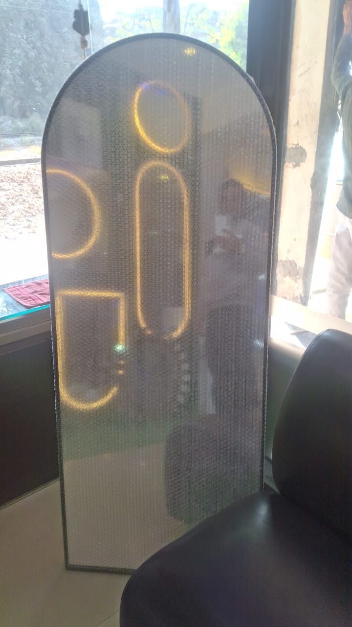 Punjab, Interior Design, Toughened Lacquered Fluted Looking Glass Dealer Shop