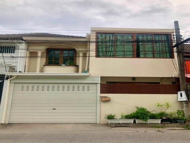 Bangkok, Villas, THB 45000,  30 Sq. Feet,  ให้เช่าทาวน์เฮ้าส์ ซอยรัชดา18 หมู่บ้
