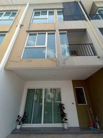 Bangkok, Villas, THB 28000,  25 Sq. Feet,  BH4355 ให้เช่าทาวน์โฮม 3 ชั้น Bless Town รามอินทรา 127 