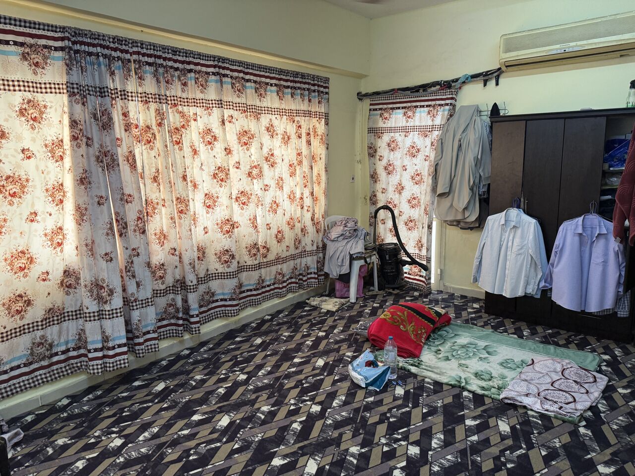 Jeddah, Rooms for Rent, SAR 370/month,  Furnished,  Room For Sharing