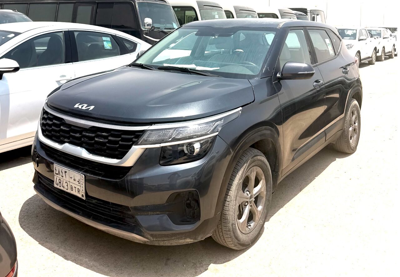 Riyadh, Vehicles, Cars & Trucks , SAR 45000,  KIA Seltos 2023,  2023,  Automatic,  216000 KM,  KIA Seltos @023 216KM Done Dark Gray Color