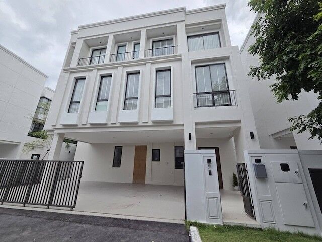 Bangkok, Villas, THB 120000,  63 Sq. Feet,  BH4345 ให้เช่าบ้านเดี่ยว 3 ชั้น AERIE Srinakarin Krungthepkreetha กรุงเ