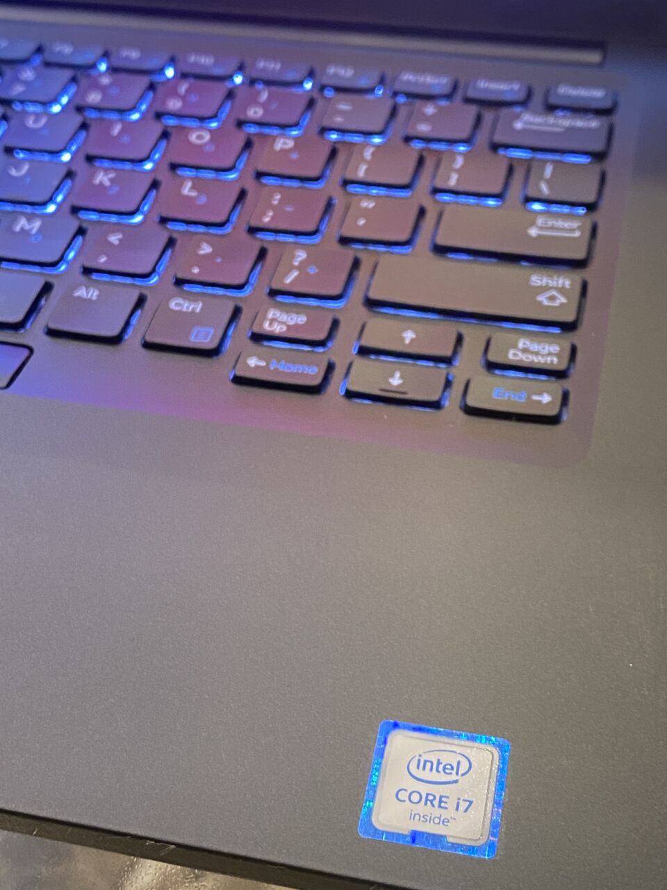 Olaya, Computers, SAR 680,  For Quantity Sale Only,Dell I7-7th Gen,8GB,256GB Model-Latitude 7490