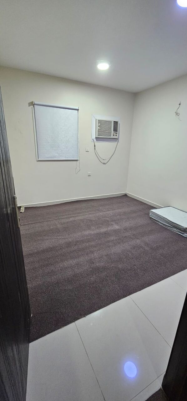 Riyadh, Rooms for Rent, SAR 1500/month,  70 Sq. Meter,  Single Room Is Available In Al Munsiyah For Single Executive Bachelor