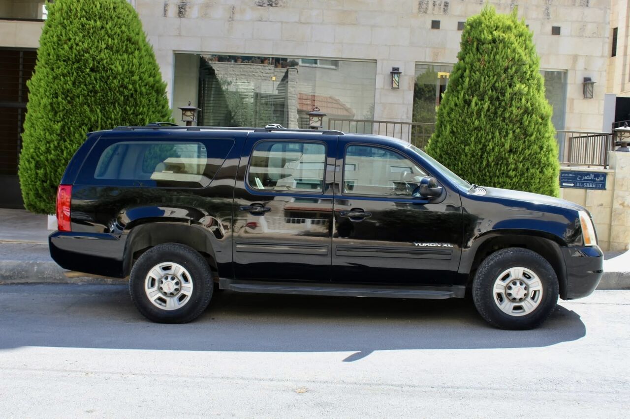 Amman, Vehicles, Cars & Trucks , JOD 7000,  Gmc Yukon XL,  2012,  Automatic,  88649 KM,     Diplomatic